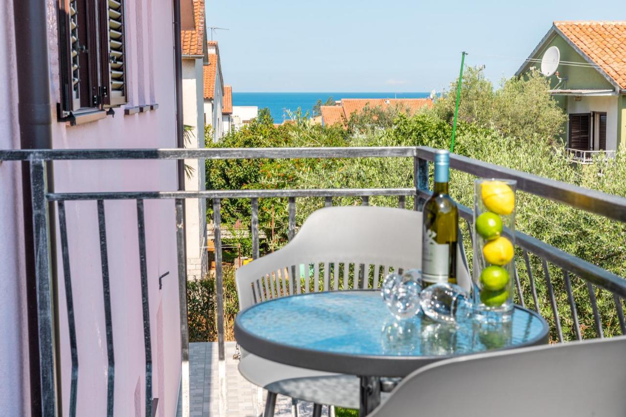 New 2020! Apartments Sanja Πόρετς Εξωτερικό φωτογραφία